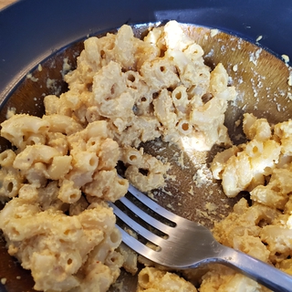 A picture of the Vegan mac and cheese recipe.